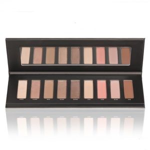 Ease to Wear Eyeshadow Palette